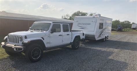 Owner Report On Towing Camper With Gladiator Overland – 2020+ Jeep Gladiator (JT) News and Forum ...