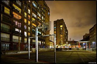 Basketball 'round the block. | Los Marolles, basketball fiel… | Flickr