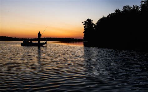 Lake Fishing Wallpapers - Top Free Lake Fishing Backgrounds - WallpaperAccess