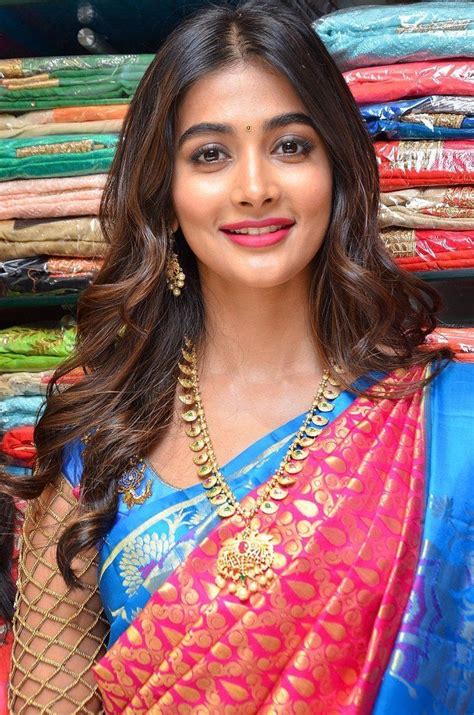 Pooja Hegde Photos In Red Pattu Saree Launches Anutex Shopping Mall | Indian beauty saree, Saree ...