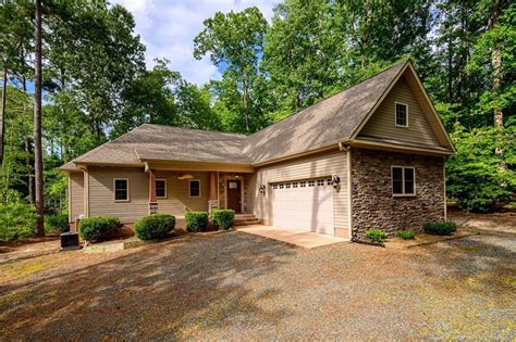 Sanford, NC Real Estate - Sanford Homes for Sale | realtor.com®