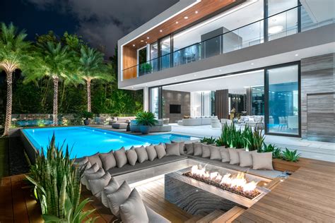 Tropical Modern Palm Island Spec Home Designed By Choeff Levy Fischman Sells For $20.5 Million ...