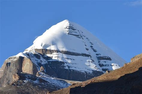 Kailash Parvat | Incredible places, Favorite places, Natural landmarks