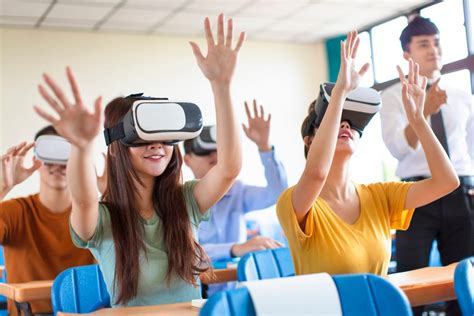 7 Best VR Educational Apps For Learning In 2020 | Pinheads Interactive