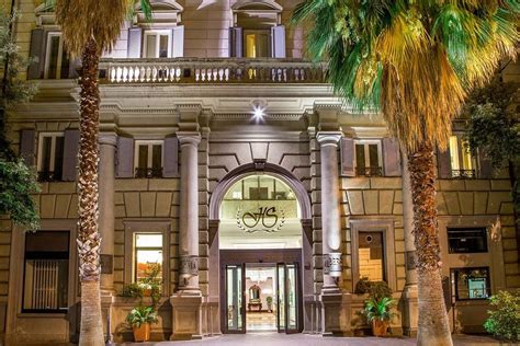 HOTEL SAVOY ROMA (AU$217): 2022 Prices & Reviews (Rome, Italy) - Photos ...