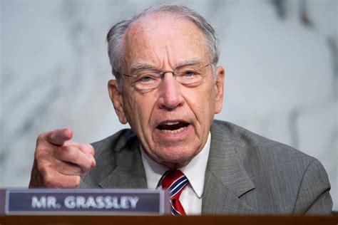 Senator Chuck Grassley Demands Answers From DOJ and FBI - The GOP Times