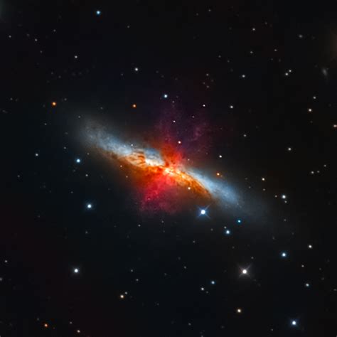 M82 - The Cigar Galaxy | Telescope Live