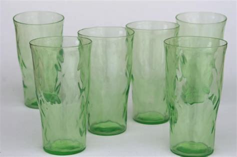 vintage green depression glass tumblers, hex optic honeycomb pattern drinking glasses