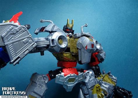 Transformers Power of the Primes Combiner Volcanicus | Brave Fortress