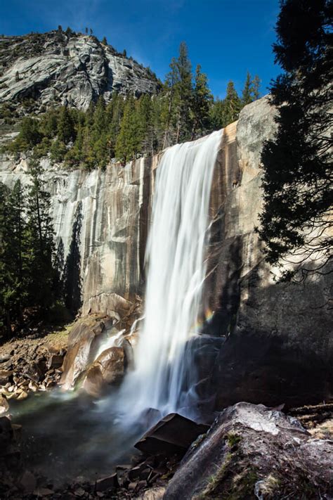 Why I Love the Mist Trail Hike in Yosemite National Park - Vezzani ...