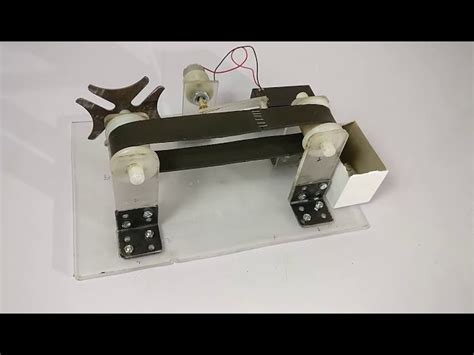 Mini Conveyor using Geneva Mechanism Acordes - Chordify