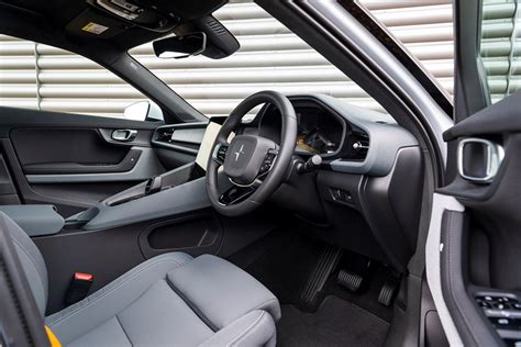 Polestar 2 (2020) Interior Layout, Dashboard & Infotainment | Parkers