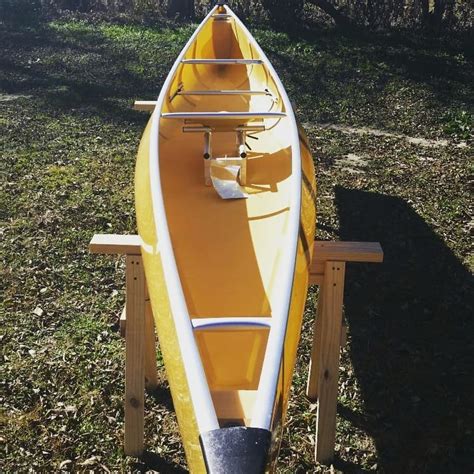 Wenonah Voyager Kevlar Ultralight with Skids – TG Canoes & Kayaks