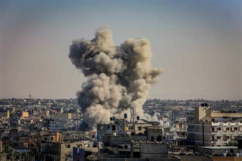 Gaza ground offensive intensifies; IDF says multiple Hamas commanders ...