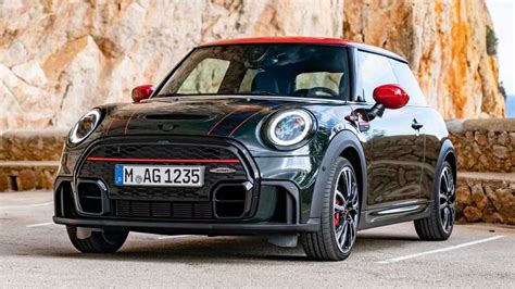 2022 Mini John Cooper Works Debuts With Updated Styling