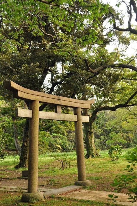 Very simple Torii gate. | 庭, 神社, 鳥居