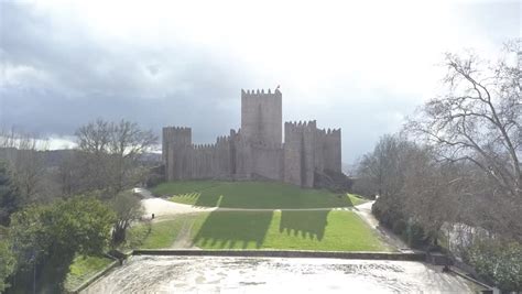 Guimaraes castle Stock Video Footage - 4K and HD Video Clips | Shutterstock