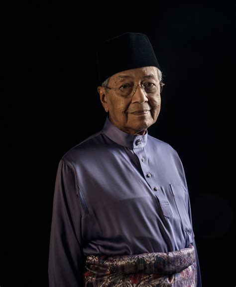 Mahathir Mohamad, Leading Malaysia Again at 92, Is on a Mission - The New York Times