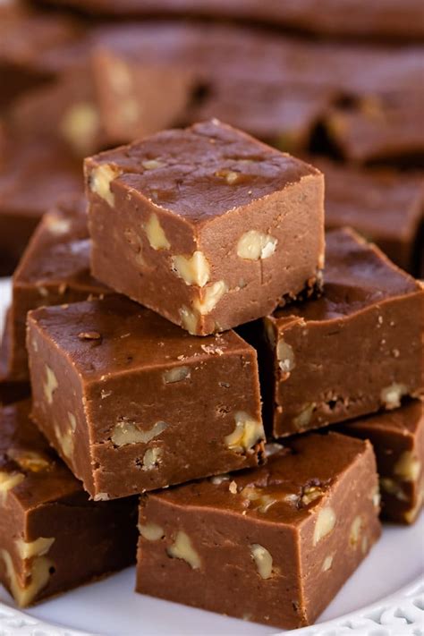 Easy Chocolate Fudge Recipe with cheese - Crazy for Crust