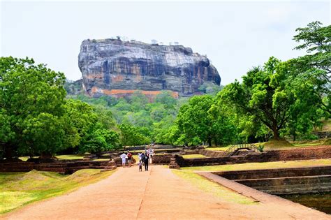 Sigiriya : Ravan's Fort in Sri Lanka | Sneh's Blog