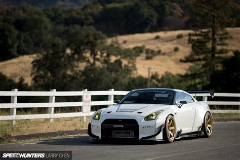 Rocket Bunny Nissan R35 GT-R [1200x800] : carporn