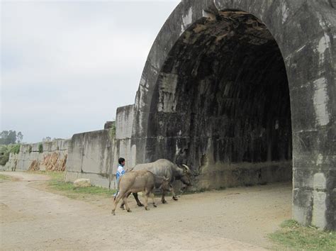 THÀNH NHÀ HỒ ở Thanh Hóa - Cửa hướng Tây - La porte de l'O… | Flickr