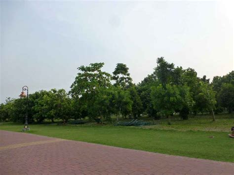 Eco Park Kolkata | Timing, Entry Fee, Water Rides, 7 Wonders | YtripHD