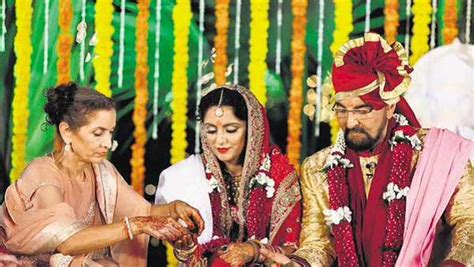 Kabir Bedi finally marries Parveen Dusanj on his 70th birthday