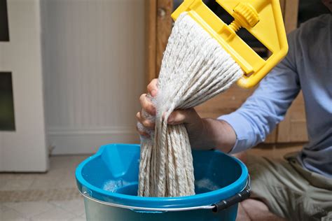 How to Mop | Step-by-Step Instructions for Hardwood, Tile, Ceramic Floors