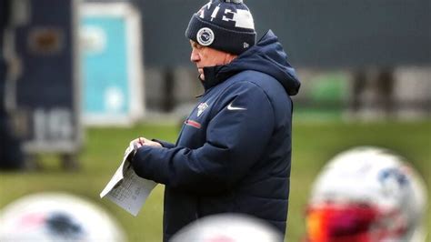 Who will Belichick choose as Sunday's QB? So far, he’s not saying.