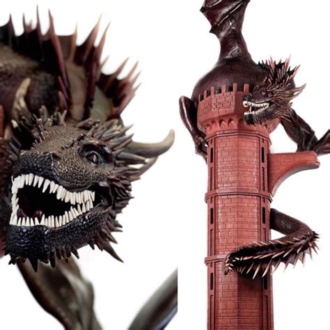 135 lb Chocolate Drogon & Red Keep [Video] | Chocolate sculptures, Chocolate showpiece ...