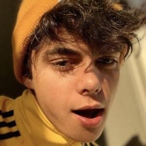 benoftheweek - Age, Family, Bio | Famous Birthdays