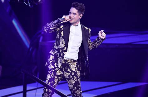 REVIEW: Panic! At The Disco’s Pray For The Wicked Tour - ECHO