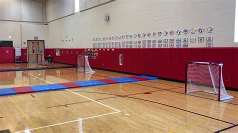 Small-Sided Floor Hockey Setup #physed - YouTube