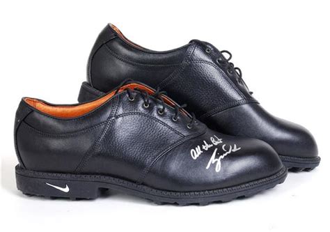 Tiger Woods Signed Nike Golf Shoes