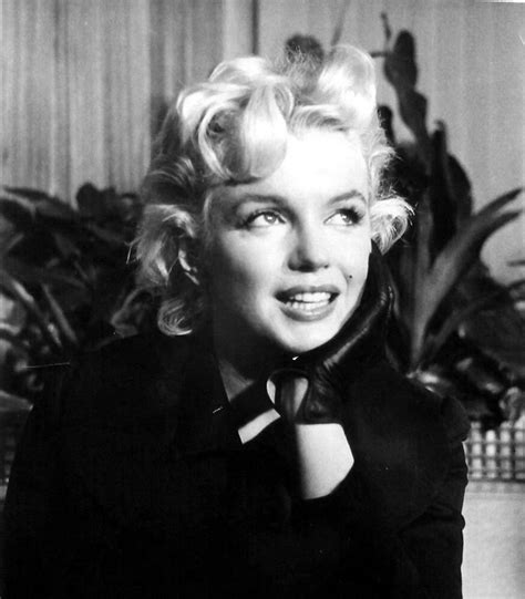 The New Marilyn. Marilyn being interviewed at the LA airport lounge about her film Bus Stop and ...