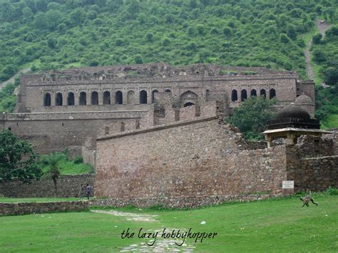 The Lazy Hobbyhopper: Ruins of Bhangarh and Ajabgarh