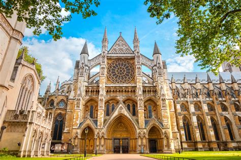 Westminster Abbey in London - One of the Most Iconic Churches in England – Go Guides