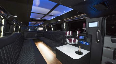 Suv Stretch Limo - EarthTran Global Limousine