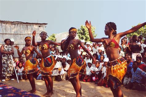 Traditional dance - Mozambique | Traditional dance performed… | Flickr