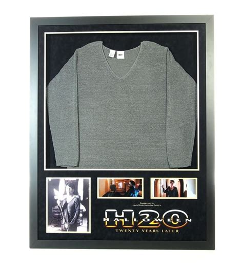 Jamie Lee Curtis screen worn gray sweater from Halloween H20 | Grey ...