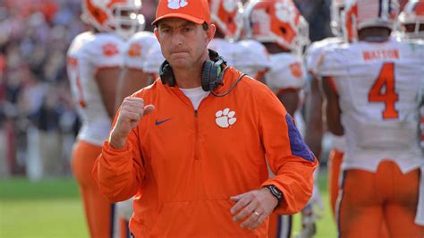 Clemson Tigers coach Dabo Swinney laments brother's arrest - ESPN