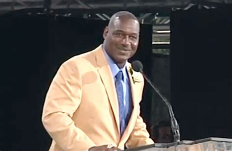 Tampa Bay Buccaneers Legend Derrick Brooks Named Guest Speaker at ...