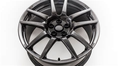 Ford GT Carbon-Fiber Wheels Showcase the Dynamic, Weight, NVH and ...