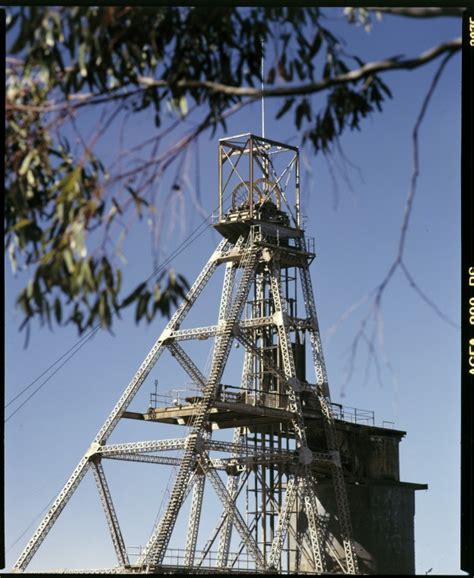 Lake View Gold Mine, Kalgoorlie, 25 June 1987 - State Library of Western Australia