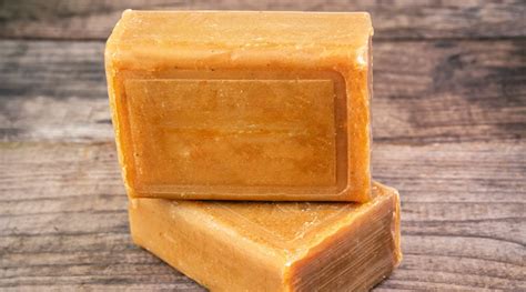 What Is Castile soap? Top 8 Benefits and Uses of Olive oil Soap - Era Organics