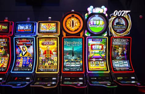 Slot machines looking for attention with advanced technology | Las Vegas Review-Journal