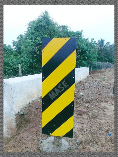 Rectangular Yellow, Black Traffic Sign Boards, Rs 1800 /piece Mase Enterprises | ID: 19897463312