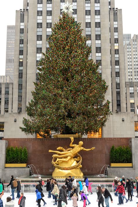 Rockefeller Center Christmas Tree In NYC 2019 Guide