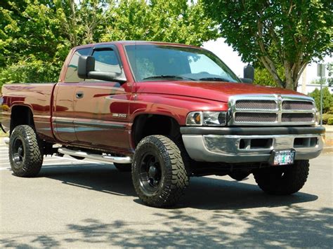 2000 Dodge Ram 2500 Laramie Quad Cab 4WD 5.9L Cummins Diesel 1-Owner